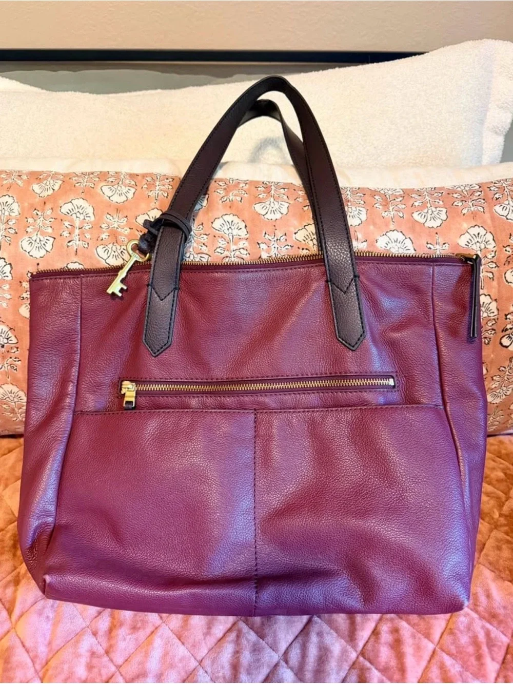 Fossil cowhide pebbled leather burgundy Fiona tote bag purse
